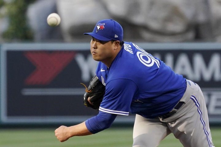 Ryu and White of Blue Jays placed on injured list