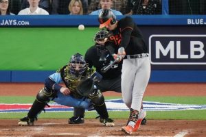 Orioles defeat Blue Jays 6-2 with Mountcastle's impressive performance