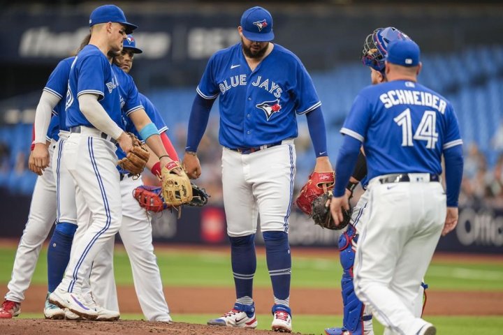 Globalnews.ca reports that there is currently no set timeline for Alek Manoah’s return to the Blue Jays.