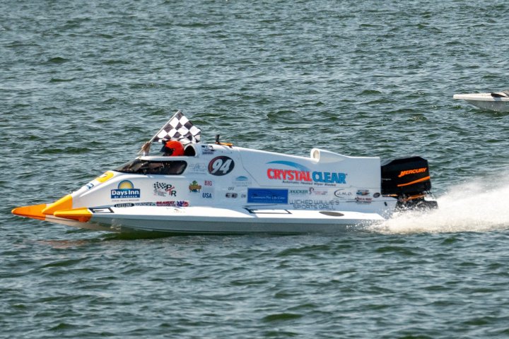 Ontario Man Paves the Path for Canadians in F1 Powerboat Racing: A Story of Triumph and Dedication