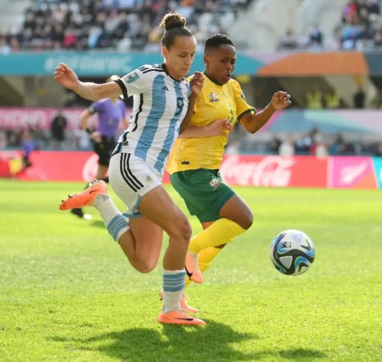 2023 WK Vrouwen: Zuid-Afrika geeft voorsprong uit handen en speelt gelijk tegen Argentinië