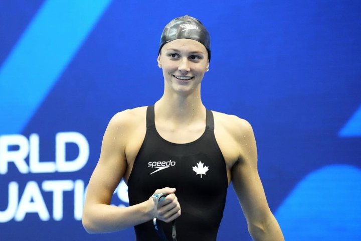 Canadian Swimmer Summer McIntosh Secures Double Gold in World Swim Championship