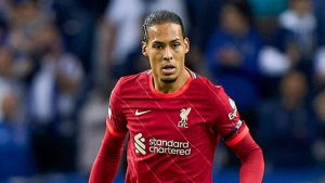 Het zou een eer zijn om Liverpool aan te voeren -- Van Dijk