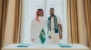 Mahrez maakt overstap naar Al-Ahli Saudi FC vanuit Man City