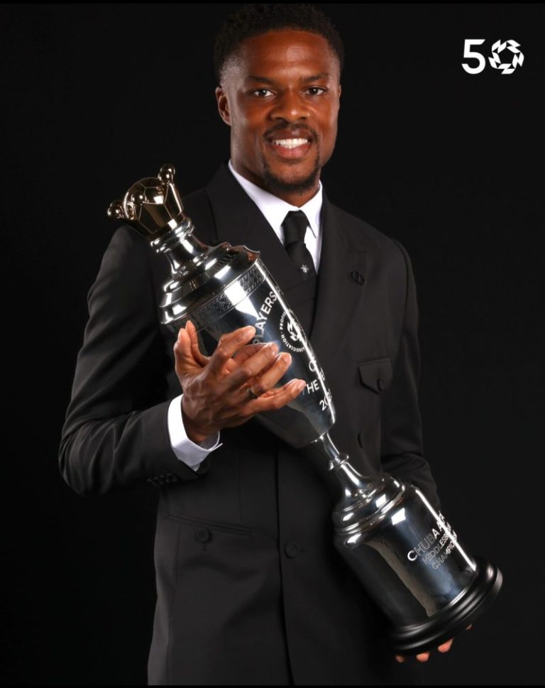 Akpom wint de Engelse PFA Championship Players’ Player of the Year Award