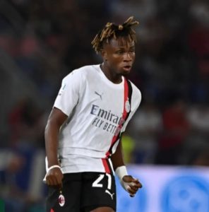 Chukwueze maakt winnend debuut terwijl Milan Bologna verslaat in openingswedstrijd van de competitie.