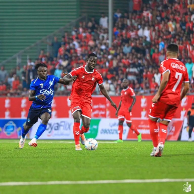 Kanu prijst Enyimba ondanks nederlaag tegen Al Ahly Benghazi in de CAF Champions League