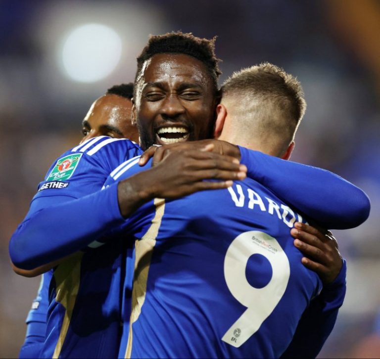 Ndidi scoort en geeft assist als Leicester 4e-klasse club verslaat en zich kwalificeert voor de 3e ronde van de Carabao Cup.