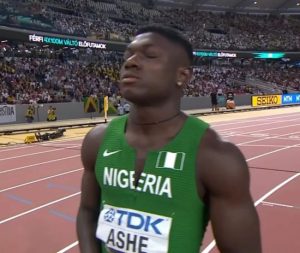 Nigeria's Mannen- en Vrouwenploeg 4x100m Estafette Storten neer bij #WorldAthleticsChamps