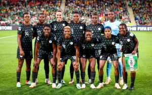 Super Falcons vertrekken vanuit Softiel Hotel voorafgaand aan het duel tegen Engeland in het WK 2023