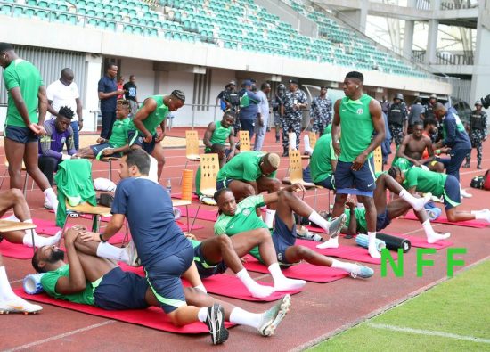 Super Eagles tonen respect voor Sao Tomé, maar streven naar een nieuwe grote overwinning - Chukwueze