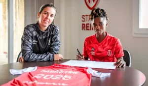 Nigeriaanse aanvaller sluit zich aan bij Franse club Stade Reims