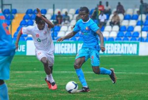 NPFL: Enyimba verslaat Akwa United in spannend duel met vijf doelpunten, Remo Stars winnen uitwedstrijd