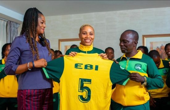 Super Falcons Captain Ebi rondt transfer naar Naija Ratels succesvol af