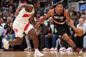 The Toronto Raptors lose their third consecutive game to the Portland Trail Blazers with a score of 99-91.