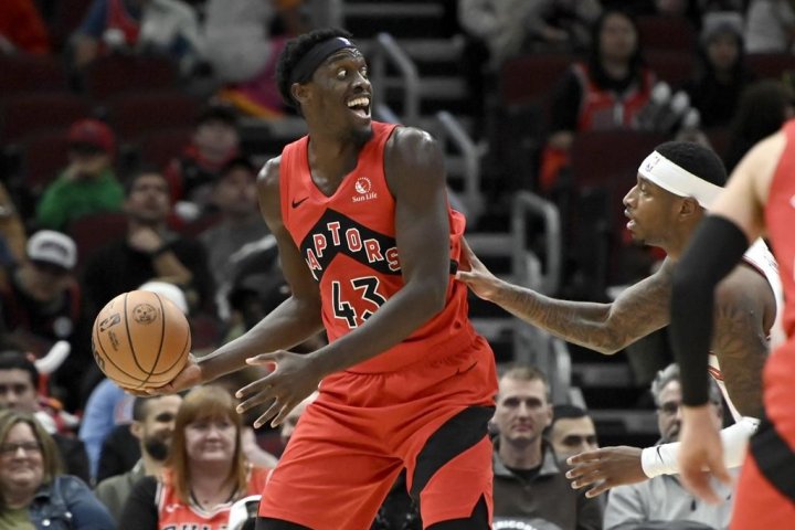 Toronto Raptors defeat Chicago Bulls 106-102 in pre-season victory