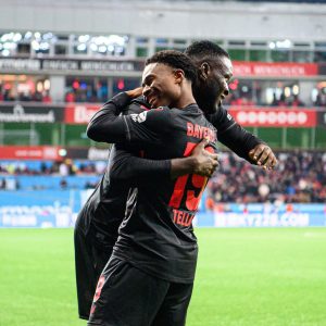 Boniface steunt 'geweldige speler' Tella om een sleutelspeler te worden voor de Super Eagles