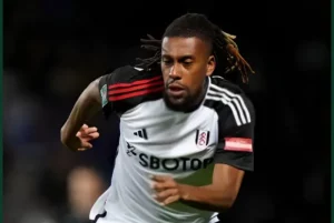 Iwobi en Bassey helpen Fulham om Ipswich te verslaan en zich te kwalificeren voor de kwartfinales van de Carabao Cup.