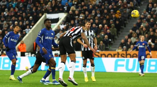 Newcastle evenaart 28-jarige EPL-prestatie met 4-1 overwinning tegen Chelsea