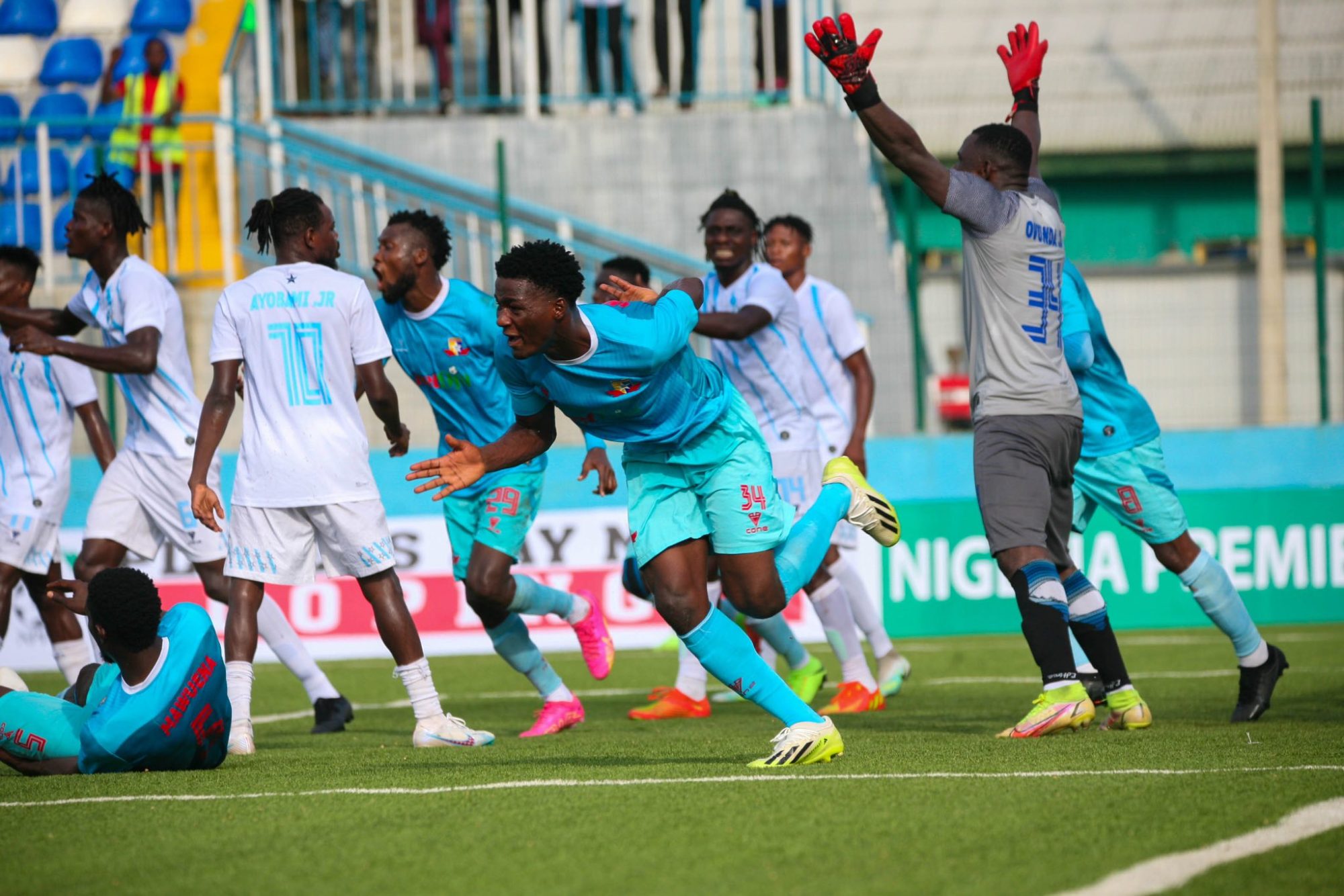 NPFL: Remo Stars vernederen 3SC in Zuidwest Derby, Akwa United behaalt eerste overwinning