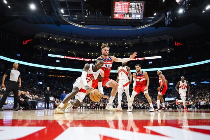 Toronto Raptors Point Guard Schroder’s Availability Uncertain for Game Against Milwaukee Bucks