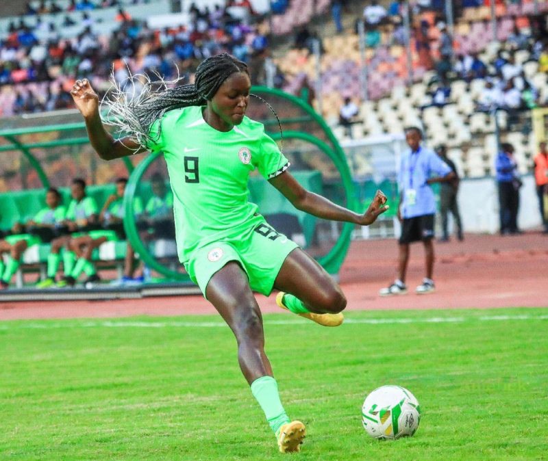 Babajide viert de kwalificatie van de Super Falcons voor WAFCON 2024