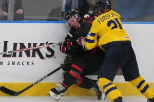 Canada loses to Sweden 2-0 in group stage of World Juniors