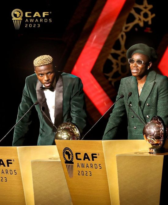 Drogba prijst de winnaars van de CAF Awards 2023, Osimhen en Oshoala: Lang leve de nieuwe koning en koningin van Afrika.