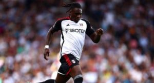 Fulham-trainer is enthousiast over Bassey's prestatie in overwinning tegen Nottingham Forest