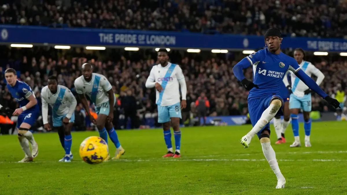 Madueke verheugd met doelpunt dat Chelsea de overwinning bezorgt tegen Crystal Palace