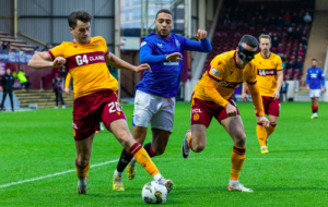 Schotland: Dessers levert assist, Balogun in volle actie terwijl Rangers Motherwell uit verslaan.