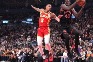 Trae Young guides the Hawks to a 125-104 victory over the Raptors