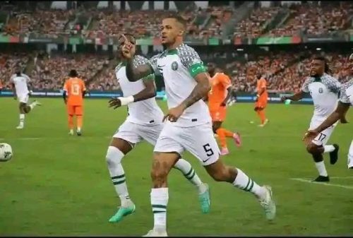 AFCON 2023: Minister van Sport moedigt Super Eagles aan en roept op tot volharding