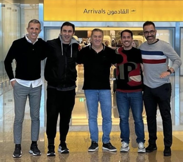 Peseiro en assistenten stormen Abu Dhabi binnen voor de voorbereiding van AFCON 2023