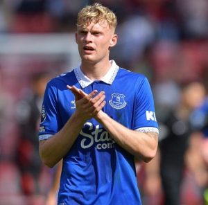 Real Madrid heeft interesse in opkomende verdediger Branthwaite van Everton