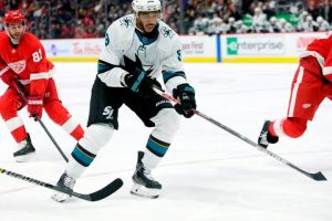 Trevor Daley commends OHL team's decision to retire John Vanbiesbrouck's jersey