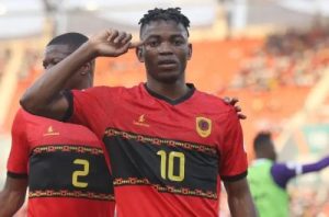 'Angola-ster Dala waarschuwt Super Eagles: Wij zullen het hen moeilijk maken'