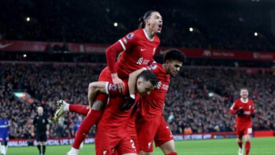 Klopp bereikt mijlpaal, Nunez vestigt EPL-record in grote overwinning van Liverpool tegen Chelsea