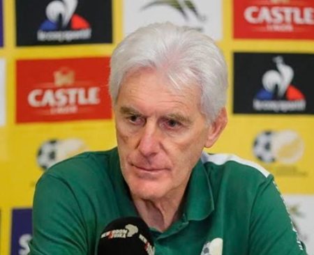 Zuid-Afrikaanse coach bekritiseert prestaties van Bafana ondanks overwinning tegen Kaapverdië in AFCON 2023