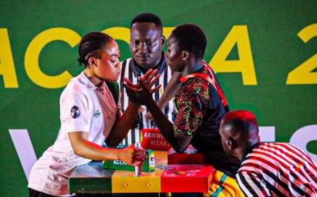 Nigeria’s Zannu wint historische medaille bij armworstelen op Afrikaanse Spelen