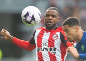 Onyeka helpt Brentford ongeslagen reeks tegen Chelsea te verlengen na gelijkspel van 2-2