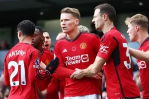 Rooney vertelt Man United: Vergeet een top vier finish in de EPL