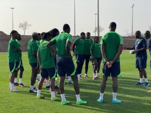 Vriendschappelijk: 16 spelers in het kamp van de Super Eagles, nog zes verwacht