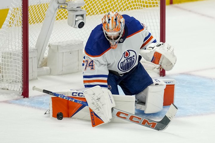 Stuart Skinner's Strong Performance Leads Oilers to 2-0 Lead Over Stars in Playoff Series