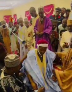 Ahmed Musa Ontvangt Chieftaincy Titel in Yobe