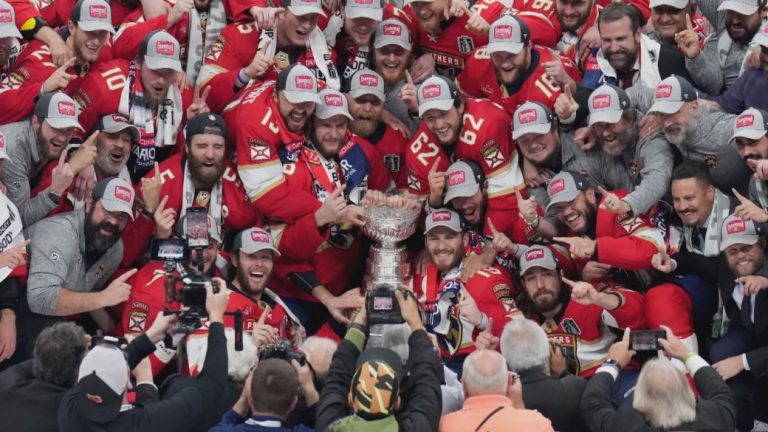 Panthers celebrate Stanley Cup victory despite rainy weather – National | Globalnews.ca