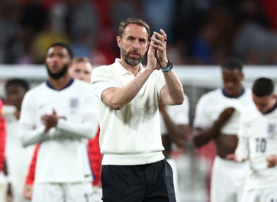 Southgate suggereert vertrek als Engeland faalt bij Euro 2024; Manchester United baan lonkt