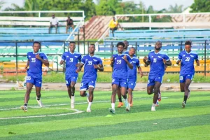 NPFL: Rivers United wint uitwedstrijd, El-kanemi Warriors verslaan Nasarawa in zeven doelpunten spektakel.