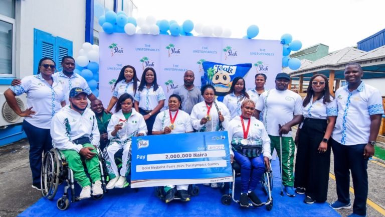 Peak Milk viert de triomf van het Nigeriaanse Para Powerlifting Team op de Paralympische Spelen van Parijs 2024