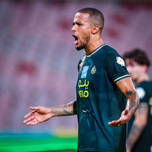 Troost-Ekong scoort doelpunt in verlies van Al-Khaloood tegen Al-Hilal in de Saudische competitie